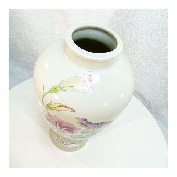 Japan Toyo Morning Glory 8.5” Pink Purple Green Vase Designed by Magie - Picture 8 of 15
